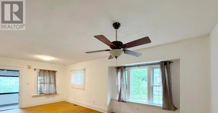 9 Grantham Avenue, St. Catharines, ON, L2P 3B3 - 9