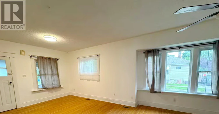9 Grantham Avenue, St. Catharines, ON, L2P 3B3 - 14