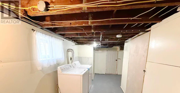 9 Grantham Avenue, St. Catharines, ON, L2P 3B3 - 46
