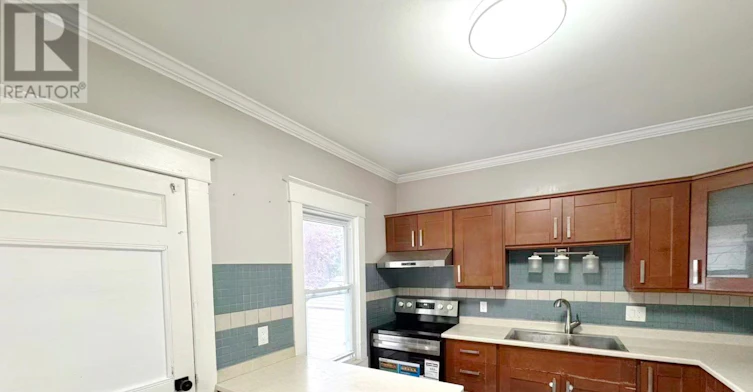 9 Grantham Avenue, St. Catharines, ON, L2P 3B3 - 19