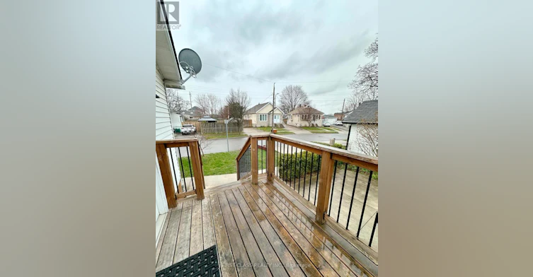 9 Grantham Avenue, St. Catharines, ON, L2P 3B3 - 5