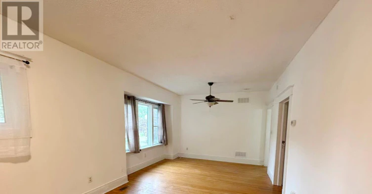 9 Grantham Avenue, St. Catharines, ON, L2P 3B3 - 12