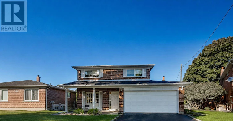 4 Ashstead Place, Toronto, ON, M2J 3K1