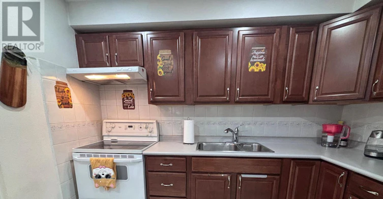 34 Primrose Crescent, Brampton, ON, L6Z 1E2 - 8