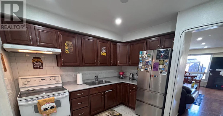 34 Primrose Crescent, Brampton, ON, L6Z 1E2 - 7