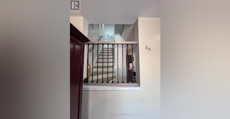 34 Primrose Crescent, Brampton, ON, L6Z 1E2 - 9