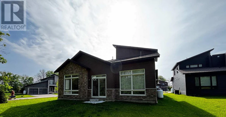 139 Marina Village Drive, Georgian Bay, ON, L0K 1S0 - 2