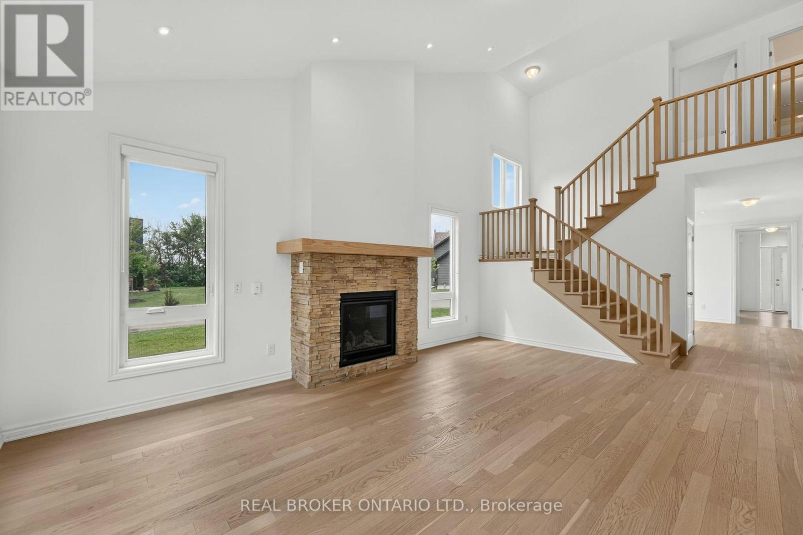 139 Marina Village Drive, Georgian Bay, ON, L0K 1S0 - 5