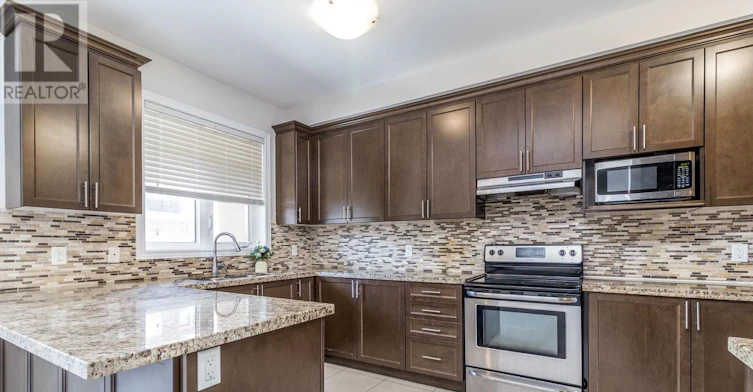 3070 Eberly Woods Drive, Oakville, ON, L6M 0T5 - 6