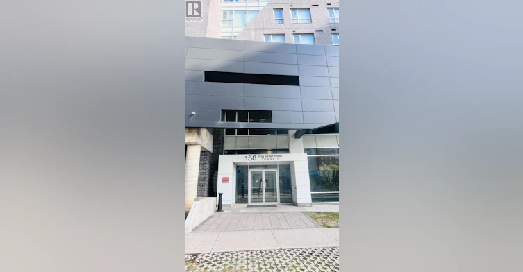 2204-158 King Street N, Waterloo, ON, N2J 0E5 - 2