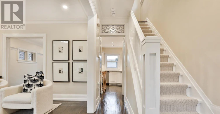 25 Whitewood Road, Toronto, ON, M4S 2X8 - 2