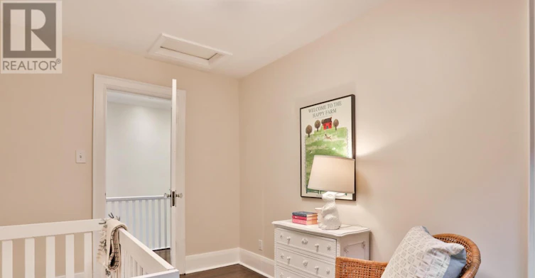25 Whitewood Road, Toronto, ON, M4S 2X8 - 26
