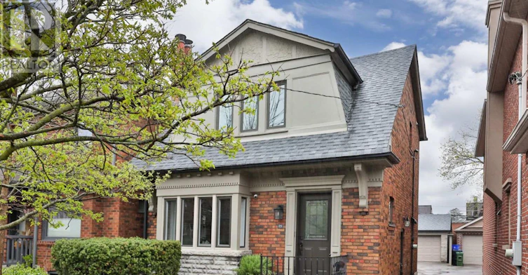25 Whitewood Road, Toronto, ON, M4S 2X8