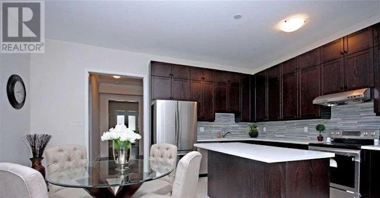 3 Mario Avenue, Markham, ON, L6C 0X8 - 2