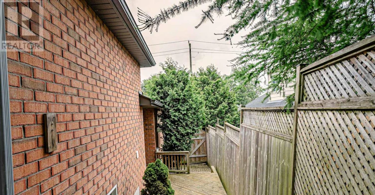 107 King Street E, Ingersoll, ON, N5C 1G8 - 23
