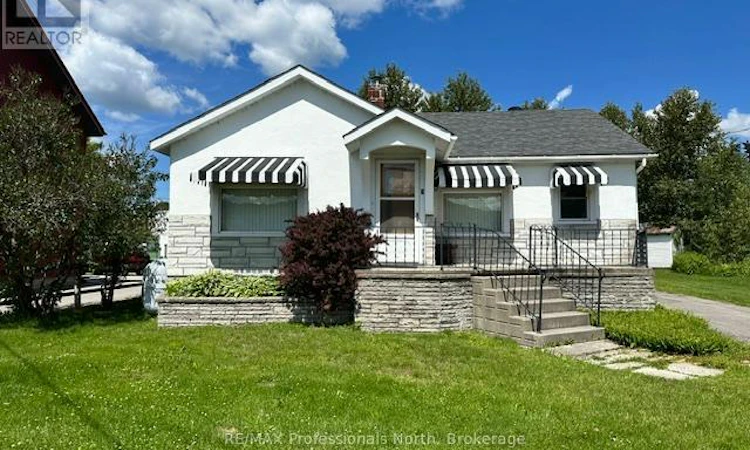 7 Invergordon Avenue