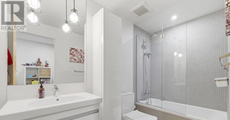 A-23 Helena Street, Ottawa, ON, K1Y 3M7 - 18