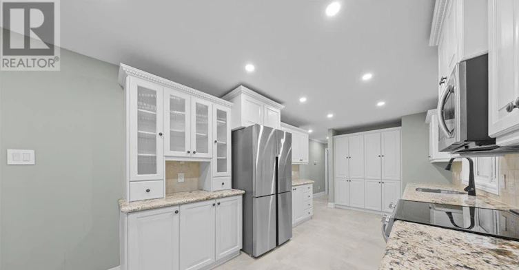 50 Putman Avenue, Ottawa, ON, K1M 1Z3 - 4