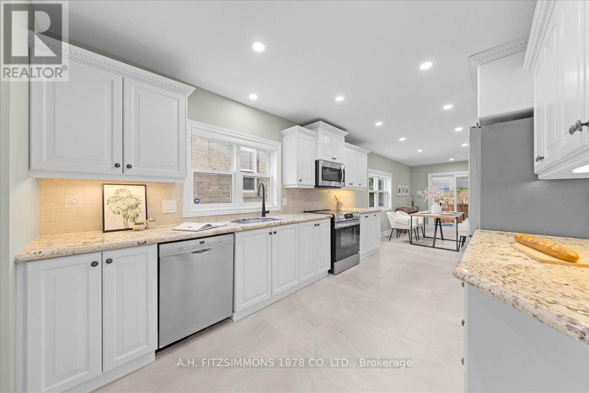 50 Putman Avenue, Ottawa, ON, K1M 1Z3 - 12