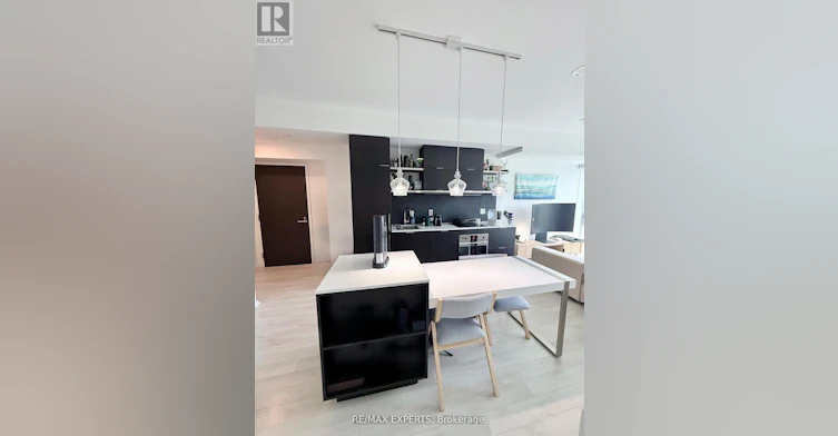 3414-197 Yonge Street, Toronto, ON, M5B 0C1 - 5