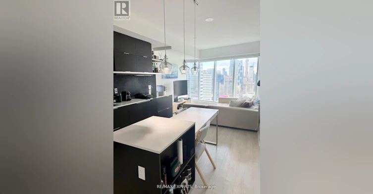 3414-197 Yonge Street, Toronto, ON, M5B 0C1 - 6
