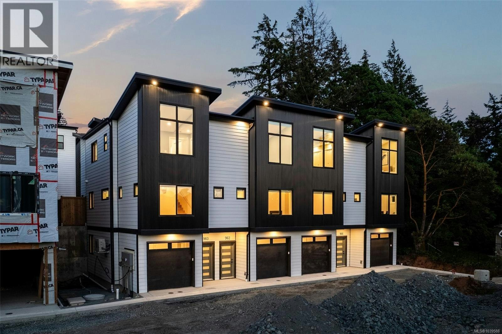 962 Siskin Ridge, Langford, BC, V9C 2X9