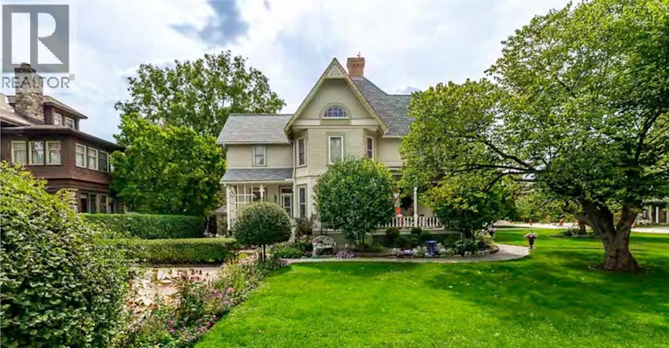 374 King Street West, Chatham-Kent, ON, N7M 1G4 - 2