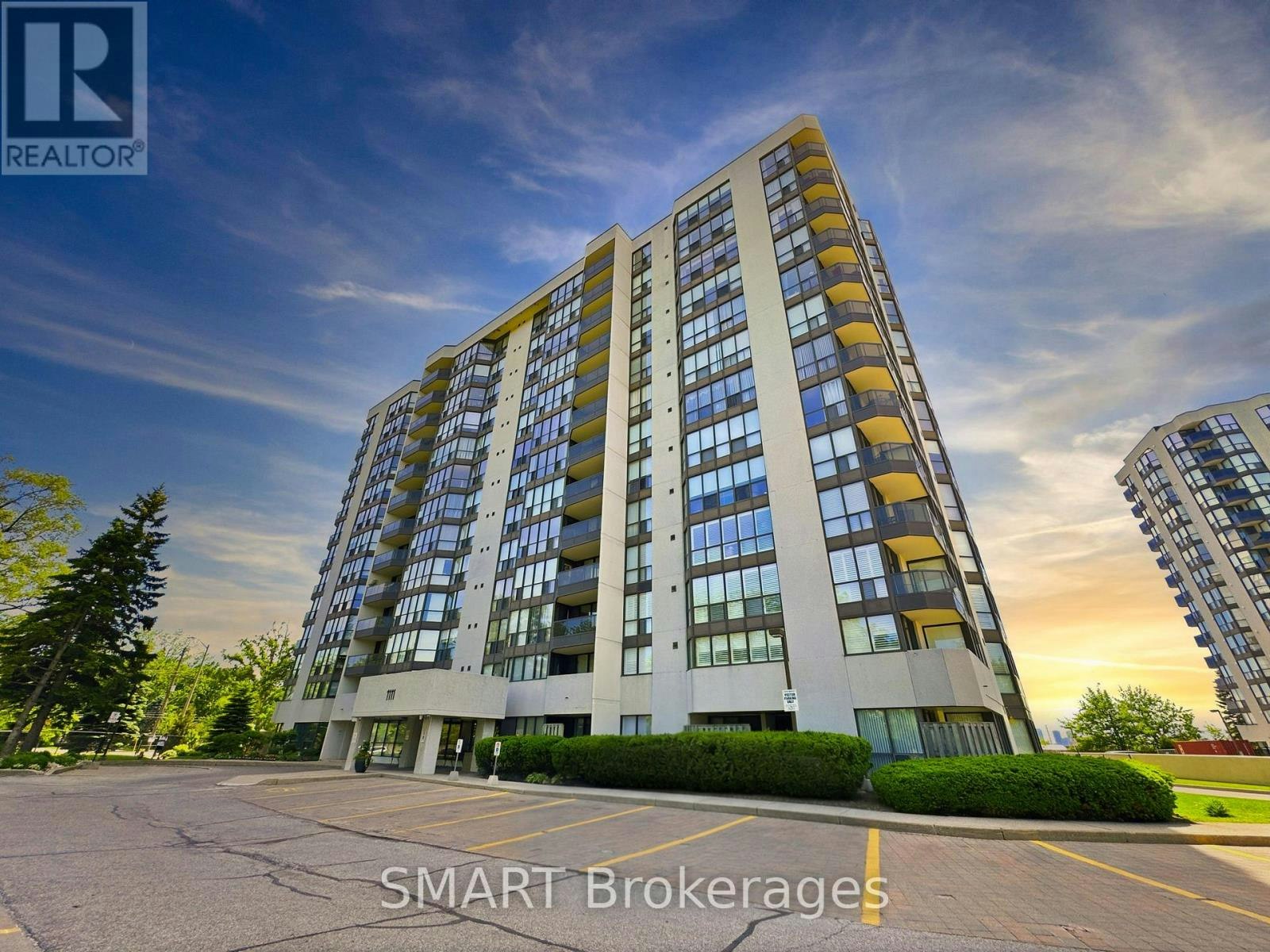 203-1111 Bough Beeches Boulevard, Mississauga, ON, L4W 4N1