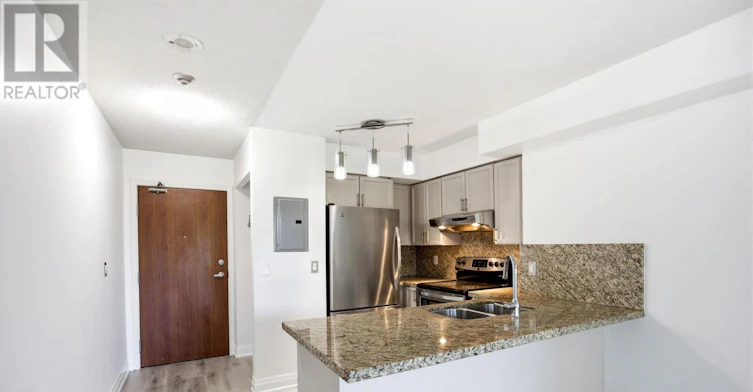303-33 Elm Drive W, Mississauga, ON, L5B 4M2 - 5