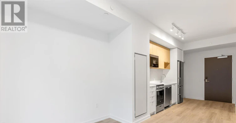 528-4365 Bloor Street W, Toronto, ON, M9C 1R3 - 5