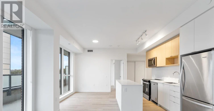509-4365 Bloor Street W, Toronto, ON, M9C 1R3 - 4