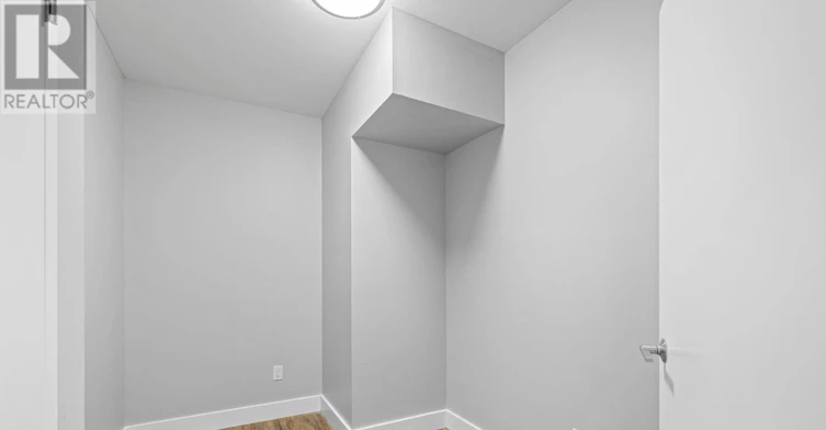 212-2870 Dundas Street W, Toronto, ON, M6P 1Y8 - 14