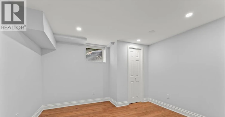 LOWER-4531 Pleasant Place, Windsor, ON, N8Y 2E9 - 4