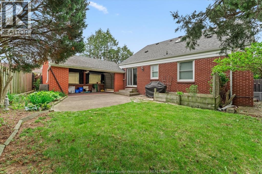 MAIN-4531 Pleasant Place, Windsor, ON, N8Y 2E9 - 12