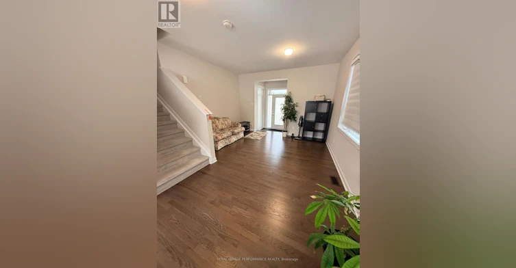 208 Falsetto Street, Ottawa, ON, K1W 0S2 - 9