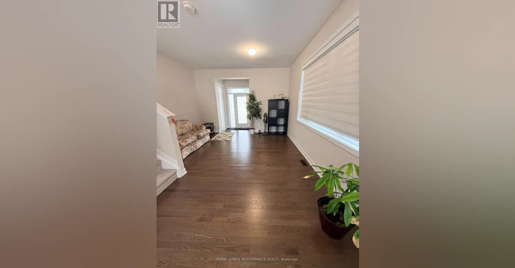 208 Falsetto Street, Ottawa, ON, K1W 0S2 - 10