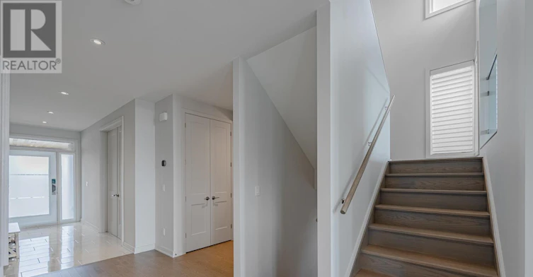 314 Shuttleworth Drive, Ottawa, ON, K1T 0T6 - 6