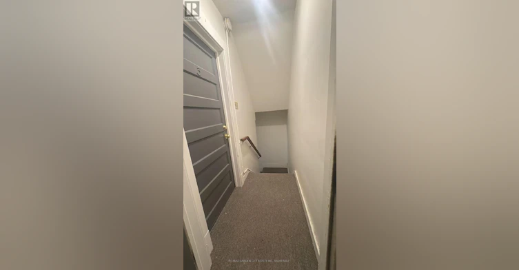 2-5 College Street, St. Catharines, ON, L2R 2W6 - 5