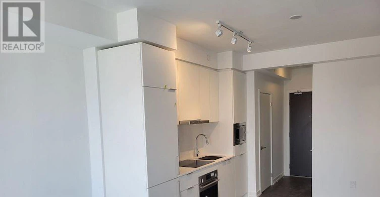 N1012-7 Golden Lion Heights, Toronto, ON, M2M 0C1 - 2