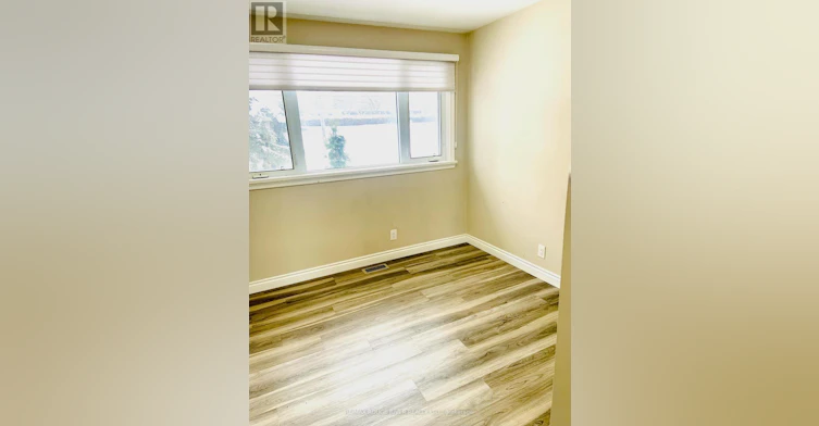 UPPER-513 Rossland Road E, Oshawa, ON, L1G 2X4 - 11