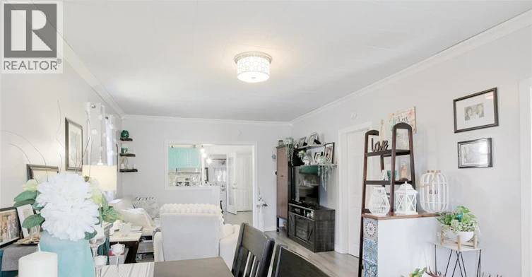 3612 King, Windsor, ON, N9C 1P5 - 5