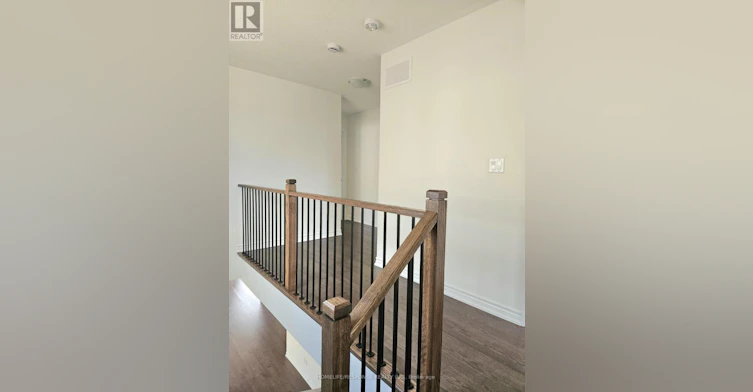 16 Oak Trail WEST, Barrie, ON, L9J 0L1 - 14