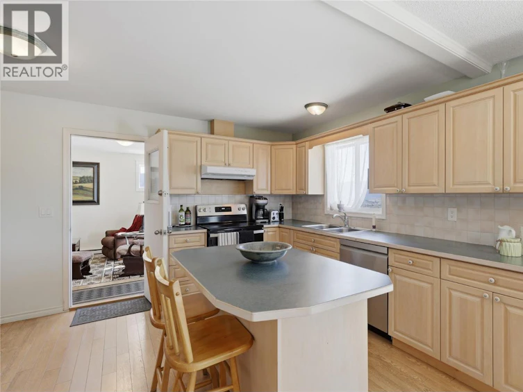 850 Norview Road, Kamloops, BC, V2B 3G9 - 13