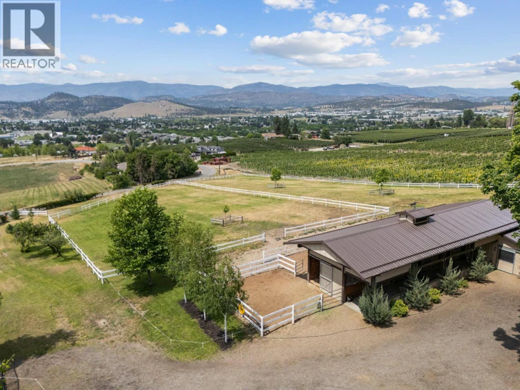1052 Webster Road, Kelowna, BC, V1P 1C2 - 2