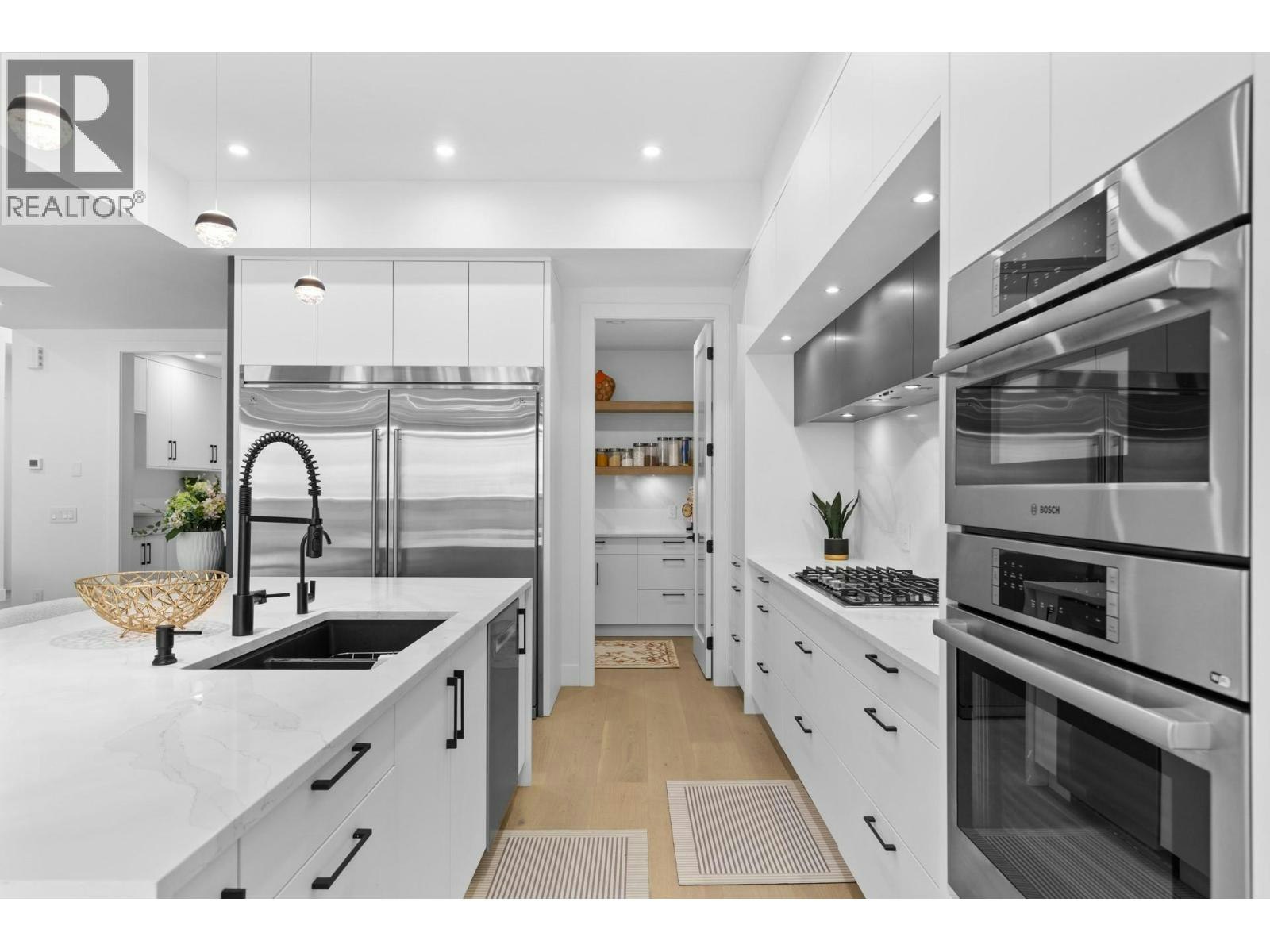 437 Vision Court, Kelowna, BC, V1W 0C4 - 22