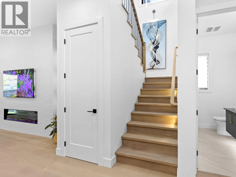 437 Vision Court, Kelowna, BC, V1W 0C4 - 8