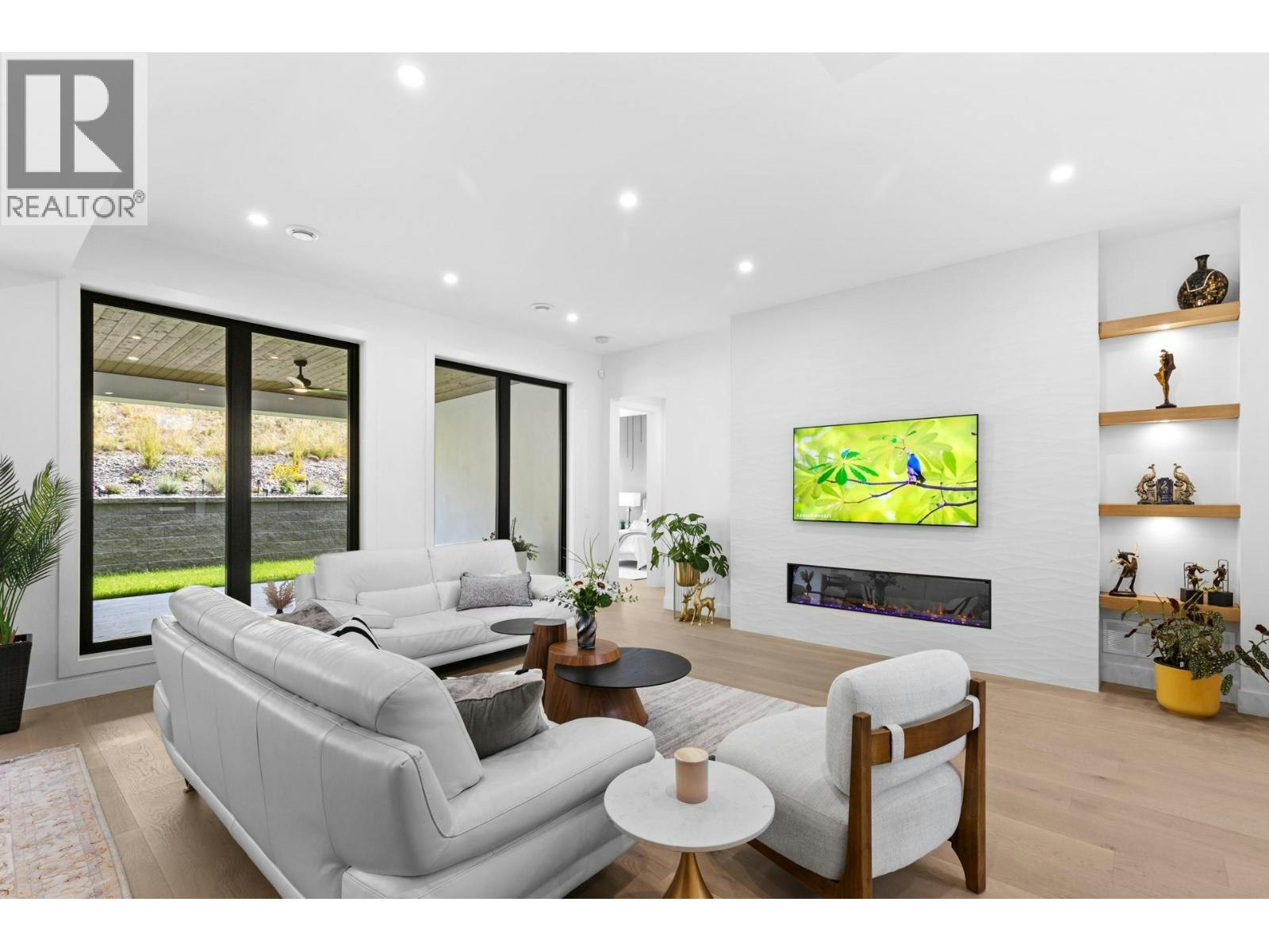 437 Vision Court, Kelowna, BC, V1W 0C4 - 11