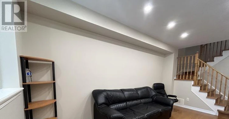 10 Cullcastle Street W, Ajax, ON, L1S 0A9 - 22
