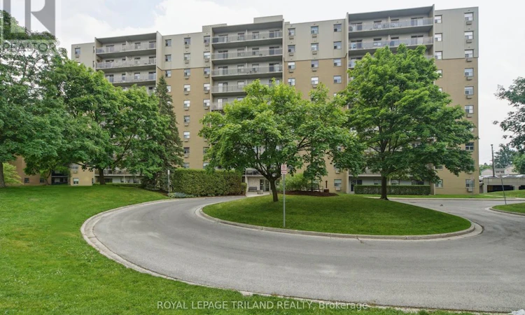 312-931 Wonderland Road S