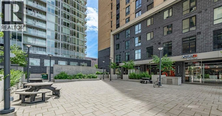 2208-105 Champagne Avenue, Ottawa, ON, K1S 5E5 - 25